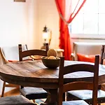 Guestready - Charming Retreat In