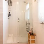 アパート Guestready - Charming Retreat In フンシャル