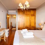 アパート Guestready - Charming Retreat In フンシャル