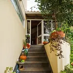 Guestready - Charming Retreat In *
