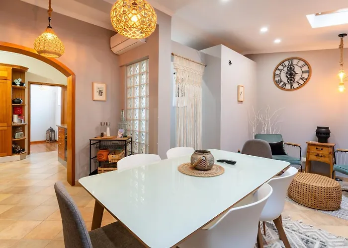 Guestready - Charming Retreat In פונשל